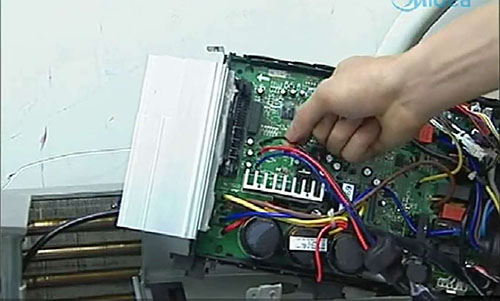 青浦美的空调电话是多少